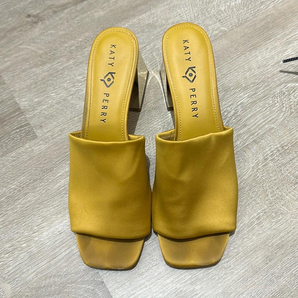 Wedged heel sandals